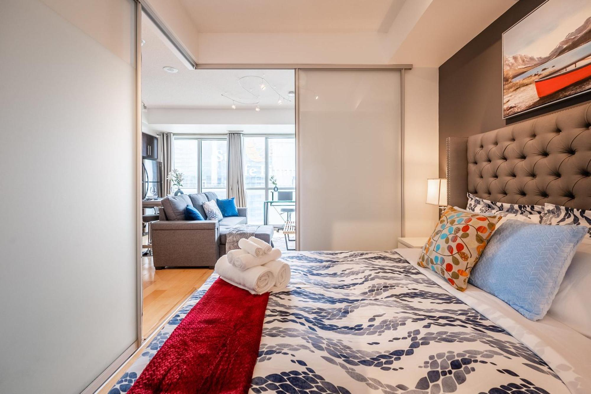 1Br Luxury Condo - Downtown โตรอนโต ภายนอก รูปภาพ
